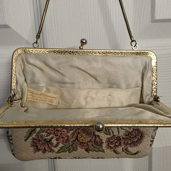 Vintage Floral Tapestry Clutch with Chain - Picture 2 of 3